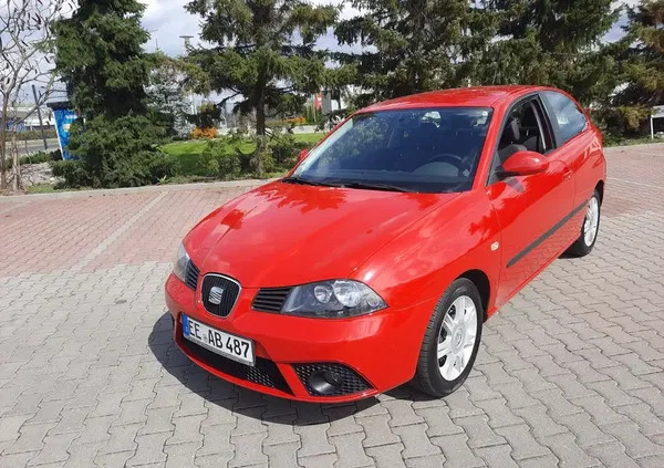 seat Seat Ibiza cena 6900 przebieg: 141000, rok produkcji 2006 z Sułkowice